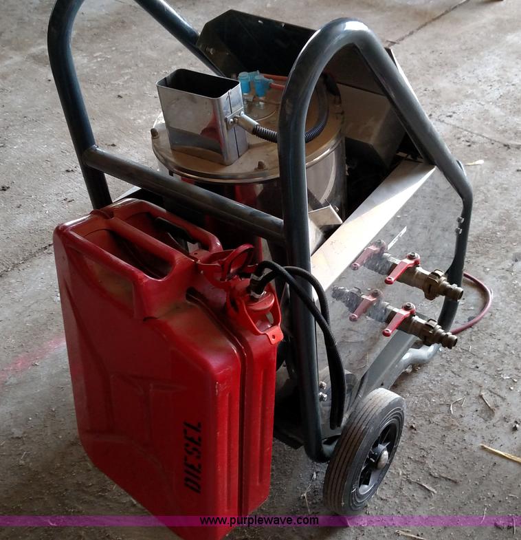 image for item F7771 Hot water pressure washer
