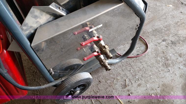 image for item F7771 Hot water pressure washer