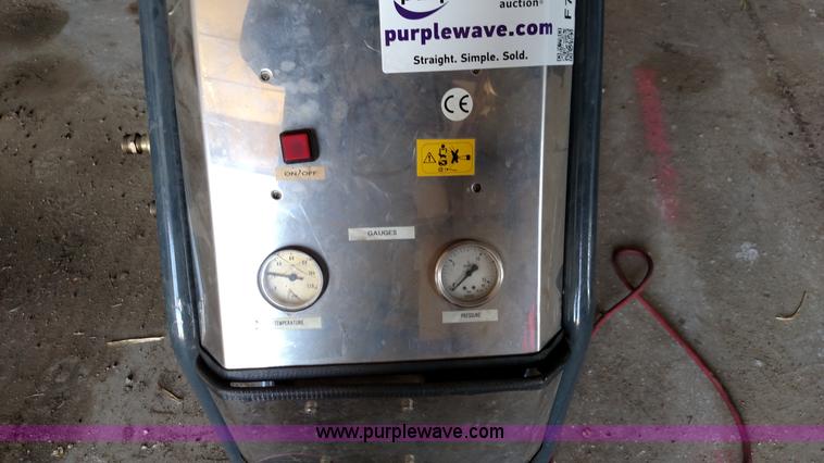 image for item F7771 Hot water pressure washer