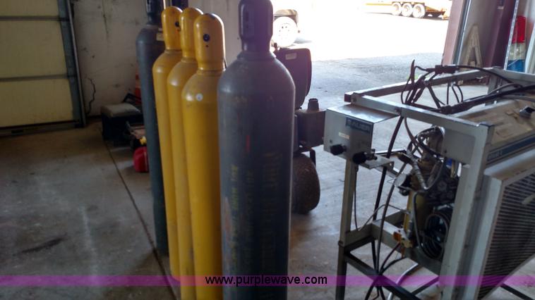 image for item F7772 Bauer UT1USE cascade system