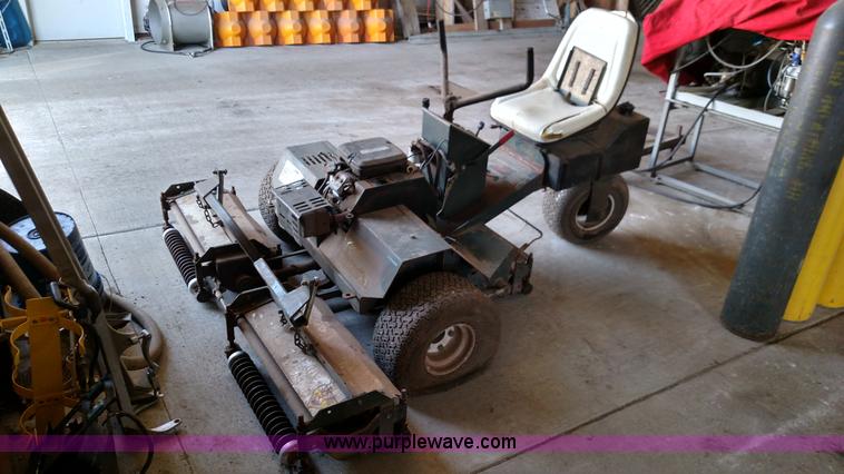 image for item F7773 National Hydro 70 reel mower