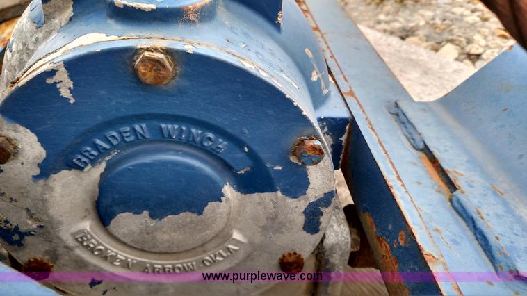 image for item F7780 Braden winch