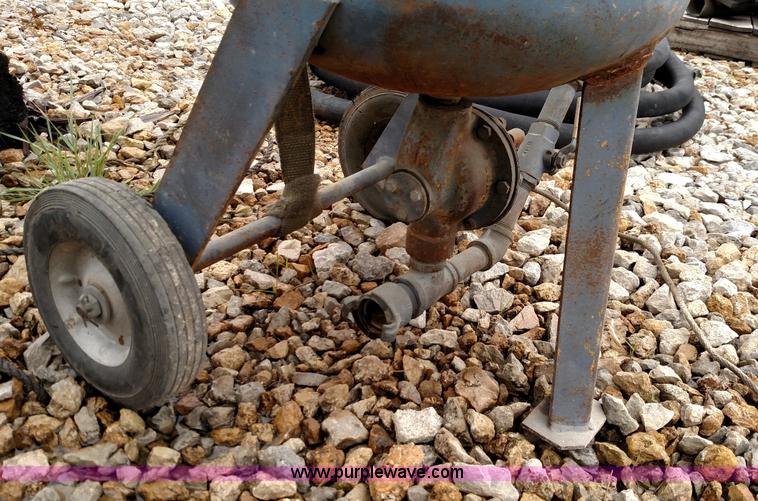 image for item F7781 Empire sand pot