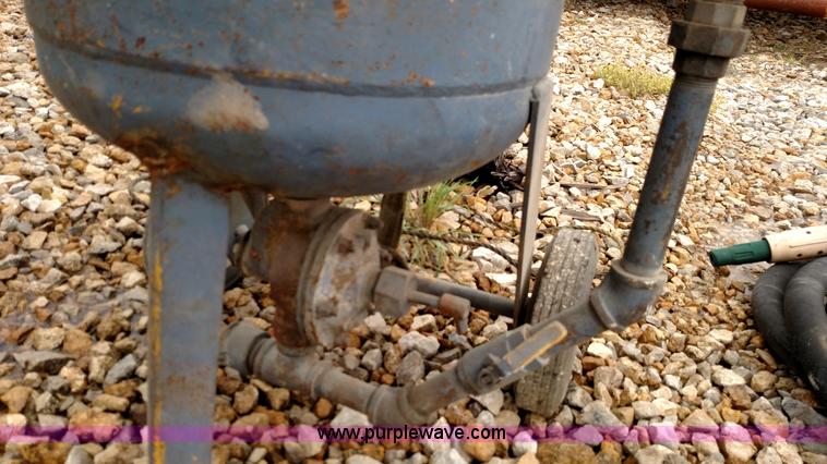 image for item F7781 Empire sand pot