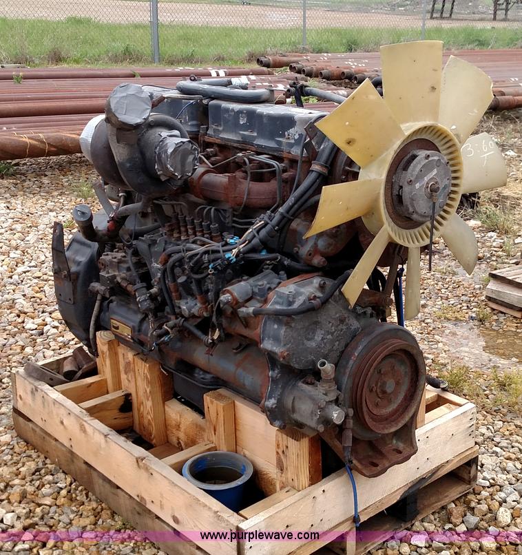 image for item F7784 1997 Mack E7-350 six cylinder diesel engine