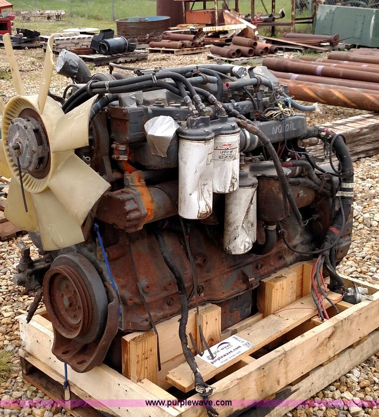 image for item F7784 1997 Mack E7-350 six cylinder diesel engine