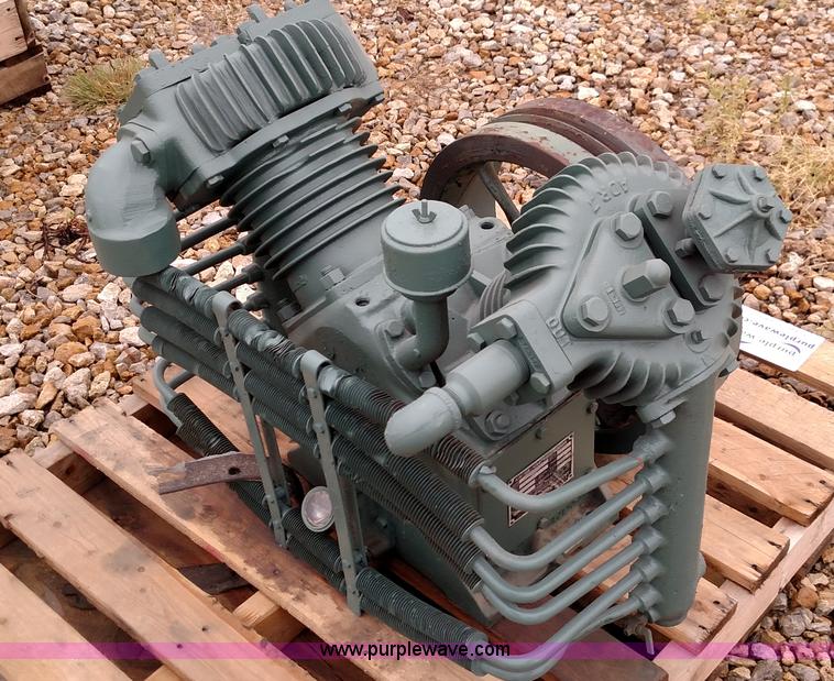 image for item F7785 Gardner Denver ADRA1002 compressor