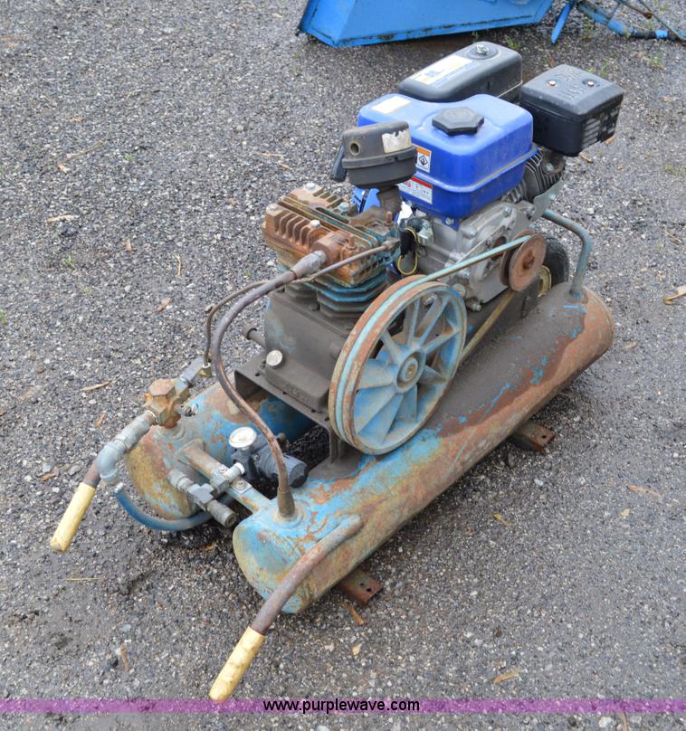 image for item G3509 Emglo air compressor