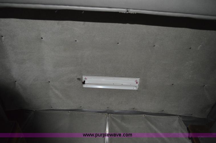 image for item G3512 1995 Ford LA8000 AeroMax 106 flatbed truck