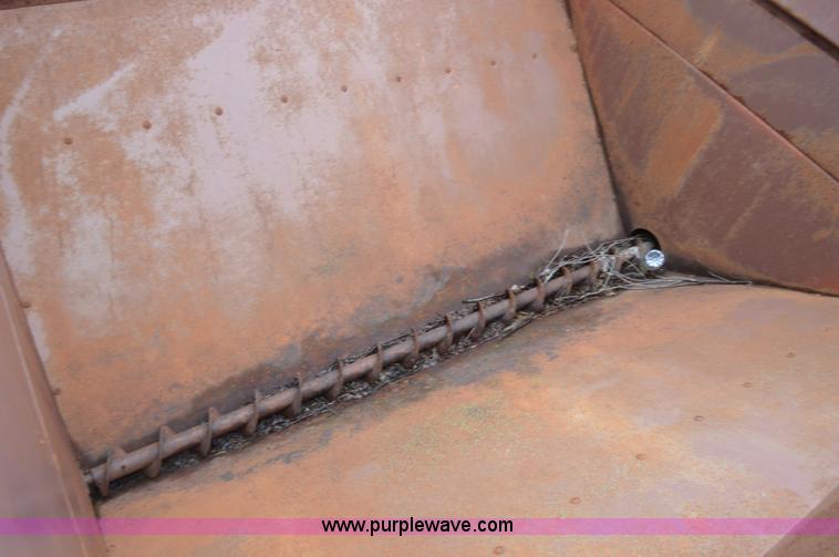 image for item G3516 Helix utility auger wagon