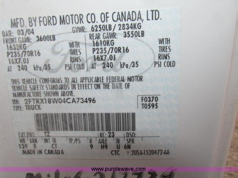 image for item H4706 2004 Ford F150 XL SuperCab pickup truck