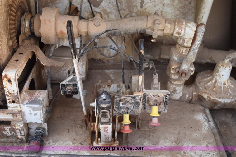 image for item H5103 1999 Chevrolet C7500 propane truck