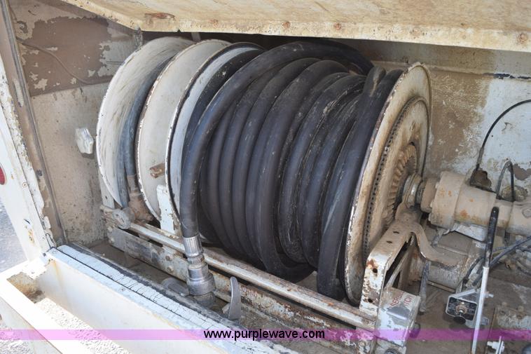 image for item H5103 1999 Chevrolet C7500 propane truck