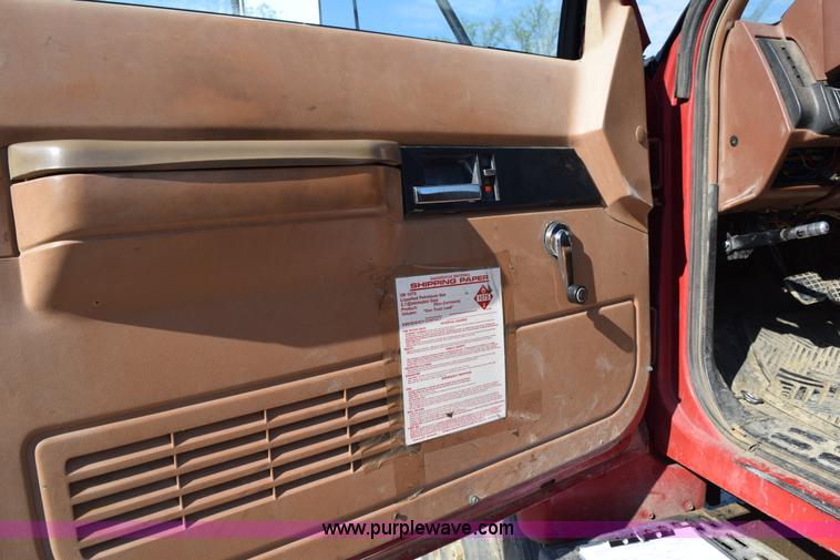 image for item H5104 1992 Chevrolet Kodiak propane truck