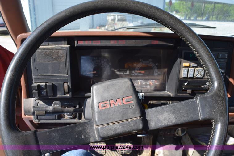 image for item H5104 1992 Chevrolet Kodiak propane truck