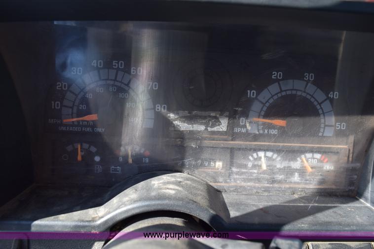 image for item H5104 1992 Chevrolet Kodiak propane truck