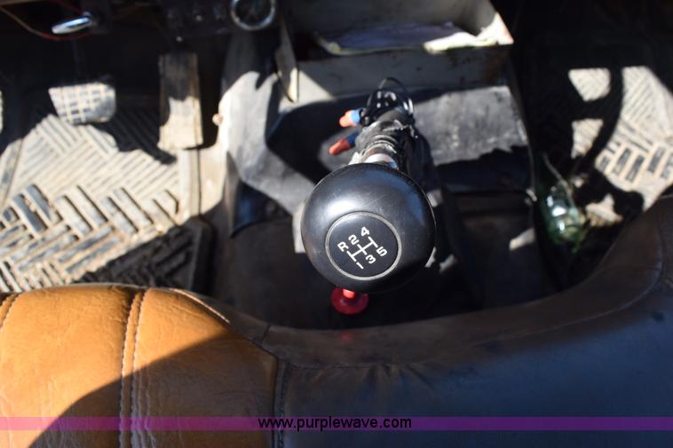 image for item H5104 1992 Chevrolet Kodiak propane truck