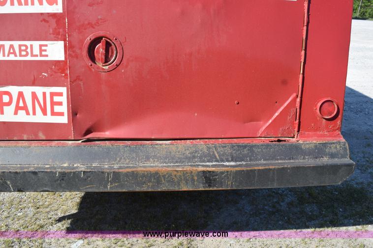 image for item H5104 1992 Chevrolet Kodiak propane truck