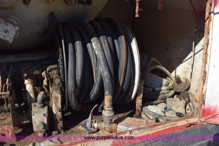 image for item H5104 1992 Chevrolet Kodiak propane truck