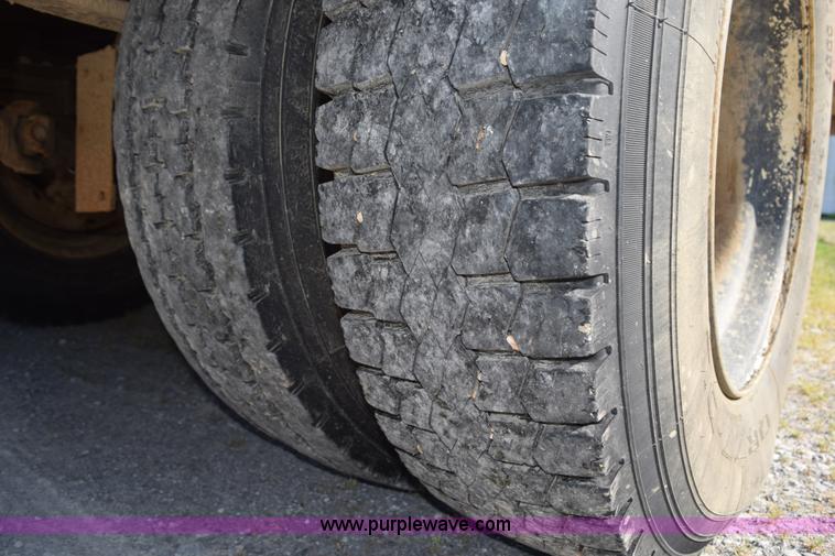 image for item H5104 1992 Chevrolet Kodiak propane truck