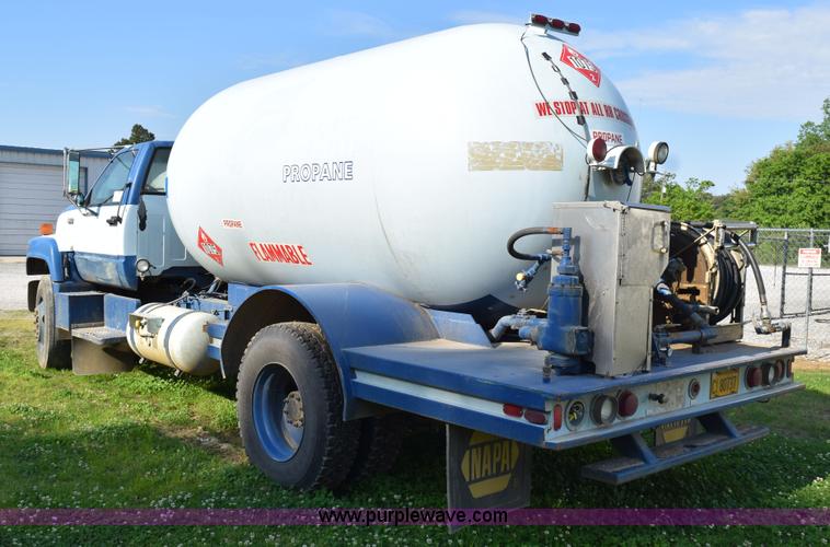 image for item H5105 1996 GMC TopKick propane truck