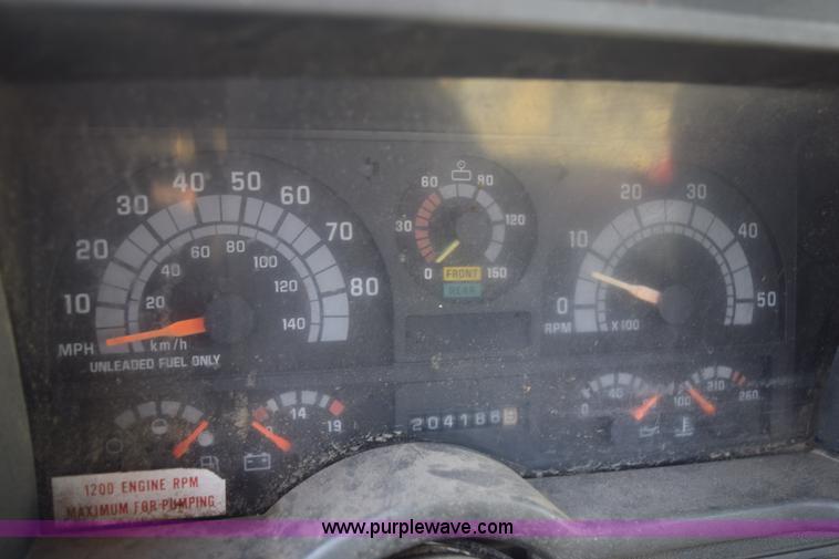 image for item H5105 1996 GMC TopKick propane truck