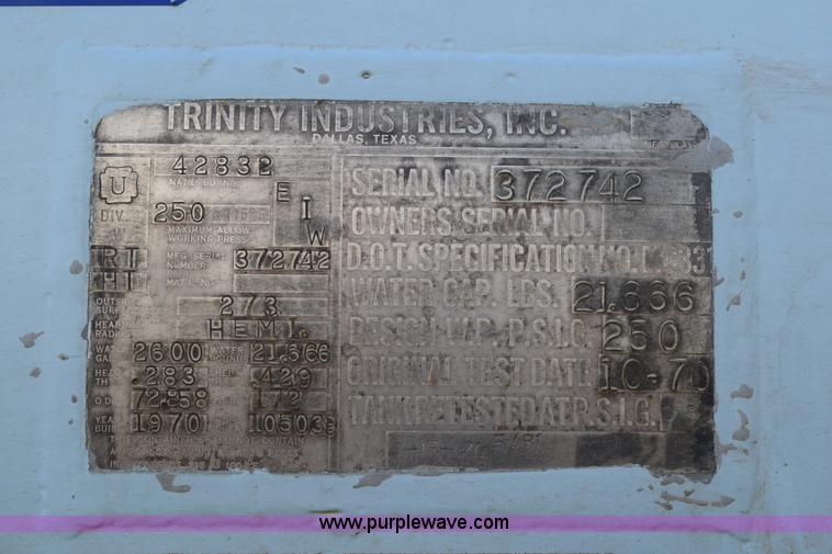 image for item H5105 1996 GMC TopKick propane truck