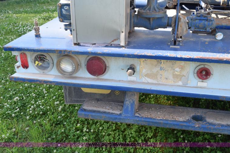 image for item H5105 1996 GMC TopKick propane truck