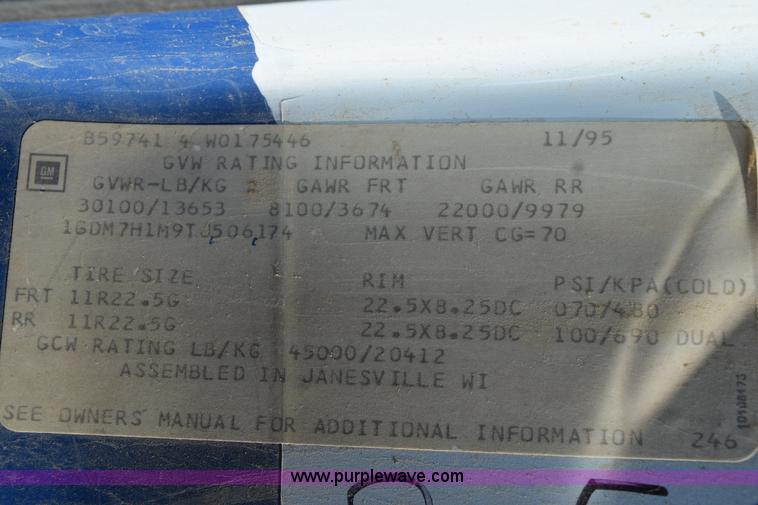 image for item H5105 1996 GMC TopKick propane truck