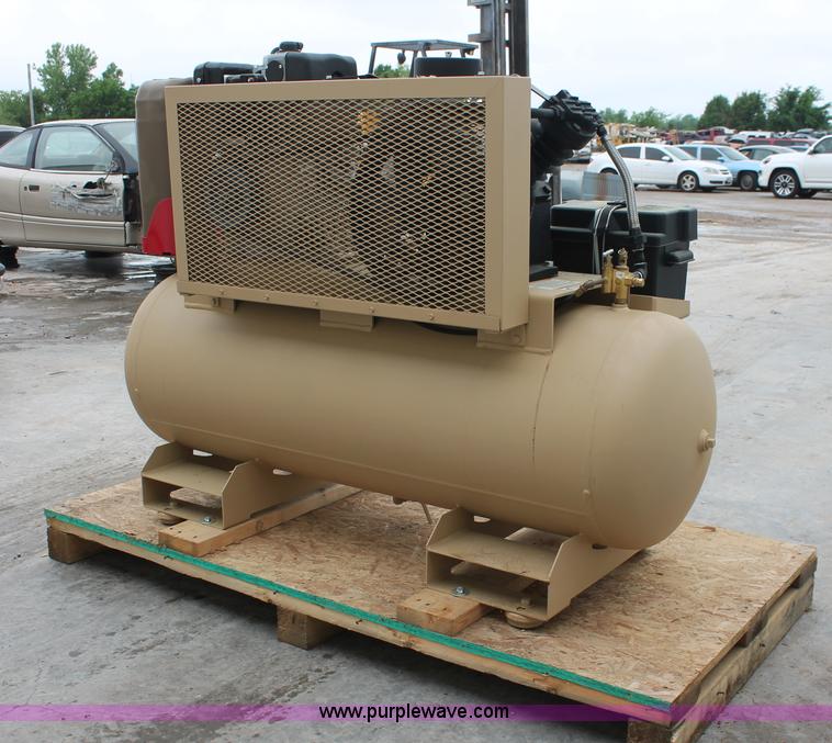 image for item H5814 Ingersoll Rand 2475 air compressor