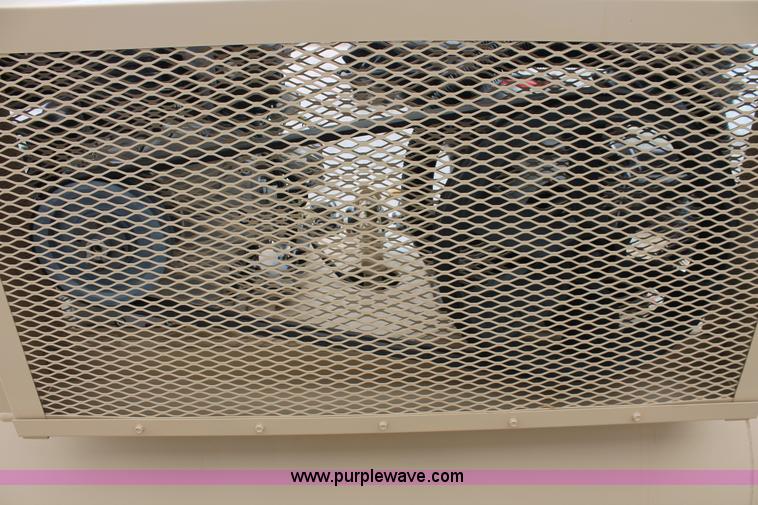 image for item H5814 Ingersoll Rand 2475 air compressor