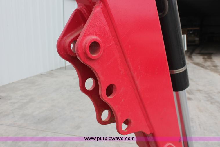 image for item H5815 Mahindra 595 backhoe attachment