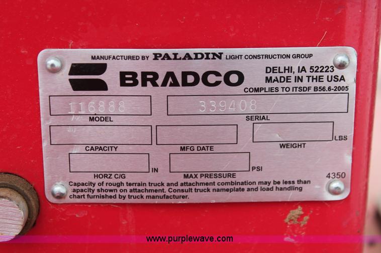 image for item H5815 Mahindra 595 backhoe attachment