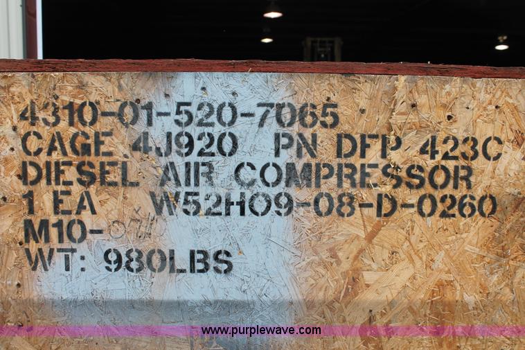 image for item H5815 Mahindra 595 backhoe attachment