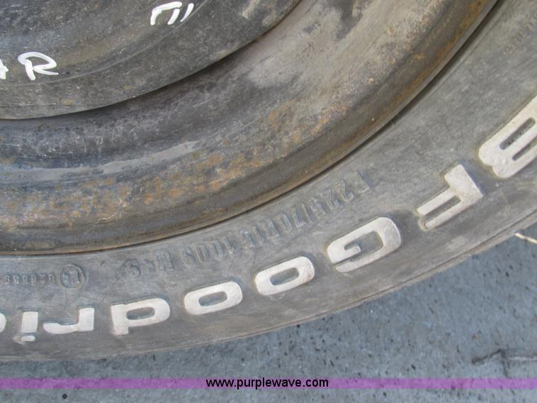 image for item H7568 1999 Biltrite 16' utility trailer