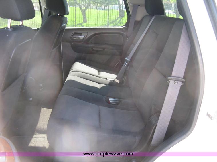 image for item H8643 2012 GMC Yukon SLE SUV