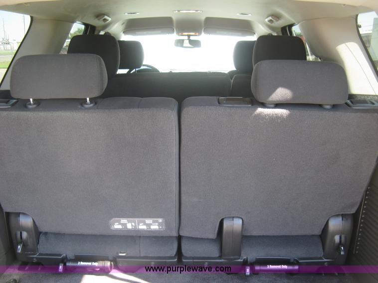 image for item H8643 2012 GMC Yukon SLE SUV