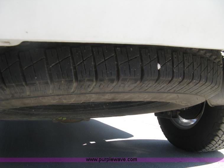 image for item H8643 2012 GMC Yukon SLE SUV