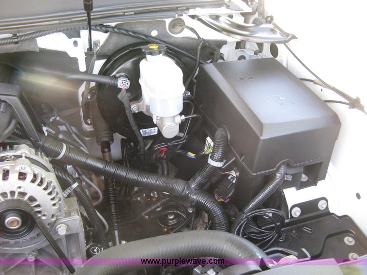 image for item H8643 2012 GMC Yukon SLE SUV