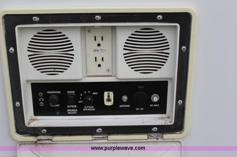 image for item I1672 2000 Coachmen Prospera camper