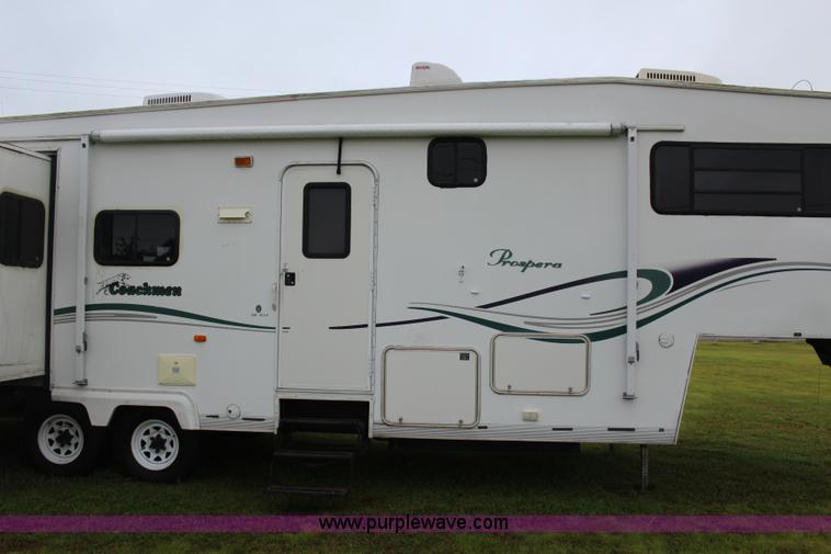 image for item I1672 2000 Coachmen Prospera camper