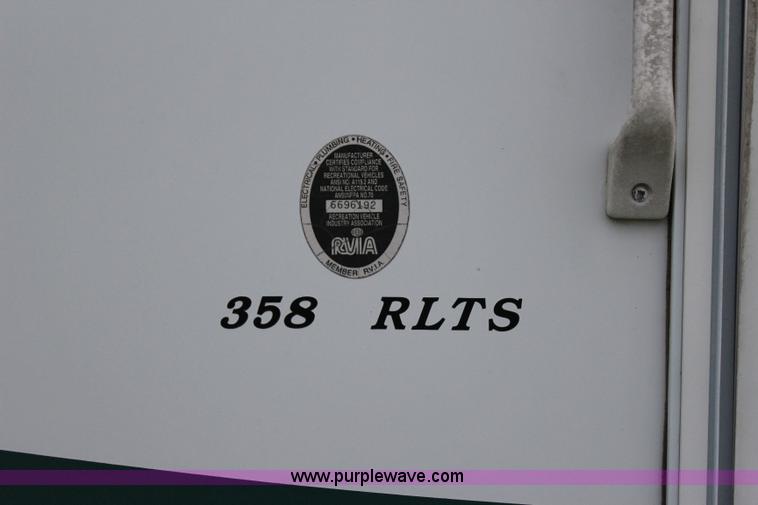 image for item I1672 2000 Coachmen Prospera camper