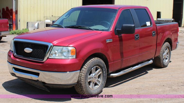 image for item I1700 2008 Ford F150 XLT SuperCrew pickup truck