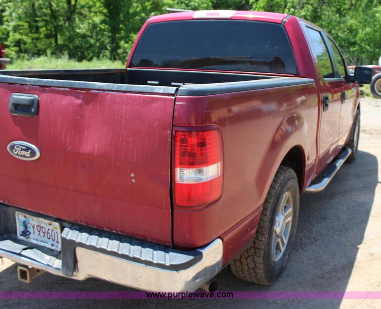 image for item I1700 2008 Ford F150 XLT SuperCrew pickup truck