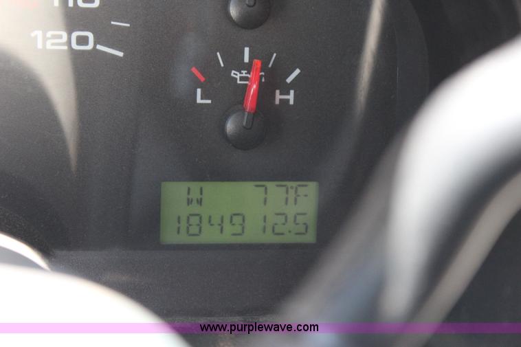 image for item I1700 2008 Ford F150 XLT SuperCrew pickup truck