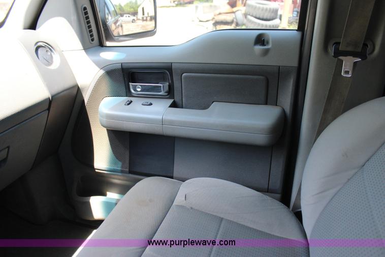 image for item I1700 2008 Ford F150 XLT SuperCrew pickup truck