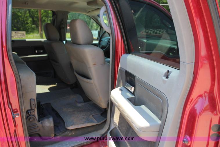 image for item I1700 2008 Ford F150 XLT SuperCrew pickup truck