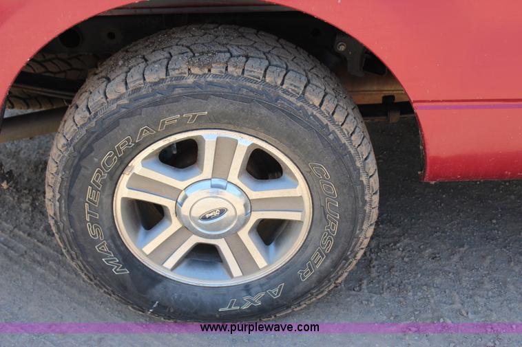 image for item I1700 2008 Ford F150 XLT SuperCrew pickup truck