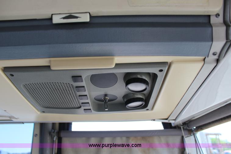 image for item I1708 1987 TMC 96A3 bus