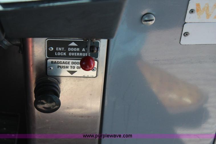 image for item I1708 1987 TMC 96A3 bus